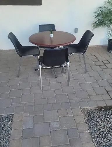 3 Bedroom, 2 Bath Whole House, Arizona State Univ, Tempe, Scottsdale On Light Rail, Dogs Ok, Work Space * Mesa